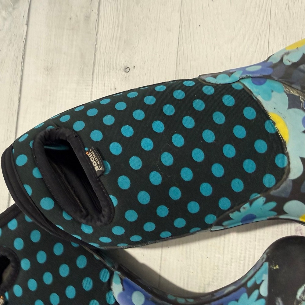 BOGS classic snow boots girls black and blue polka dot floral kids size 13 - Picture 2 of 11